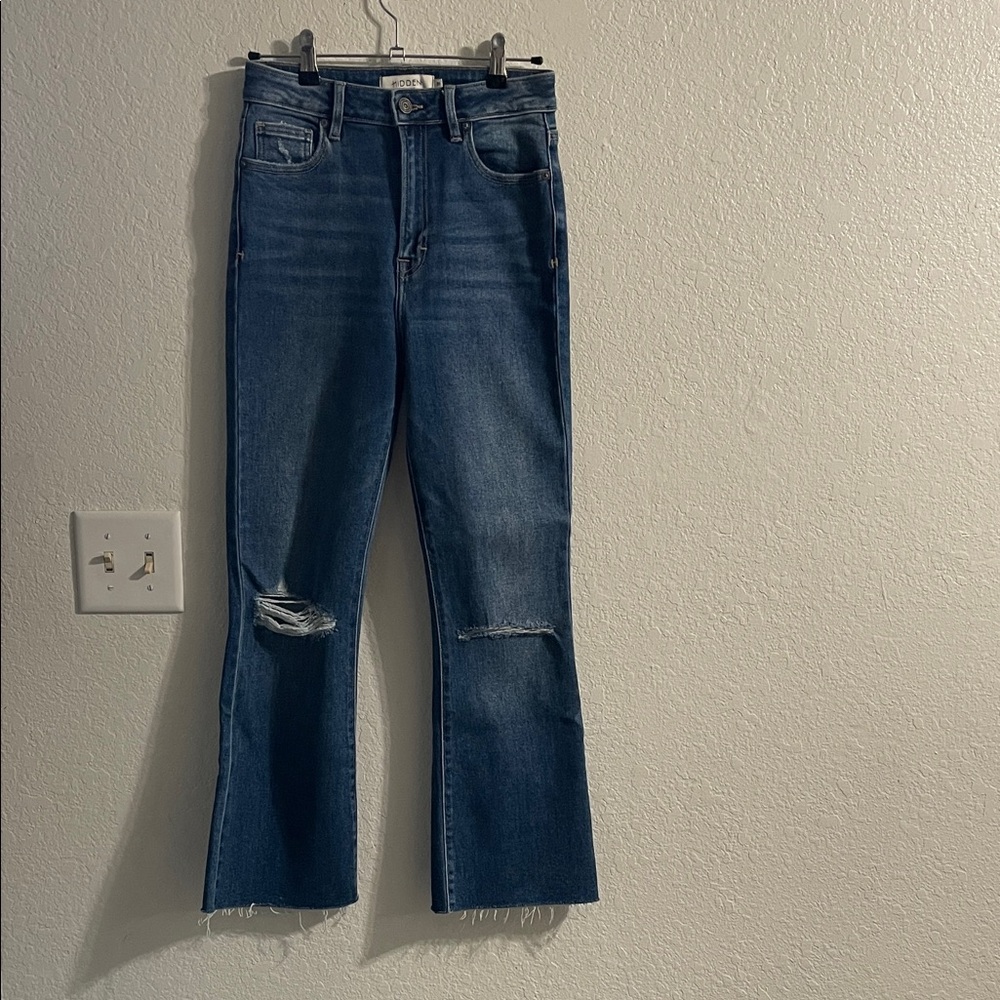 Hidden Distressed Women's Jeans